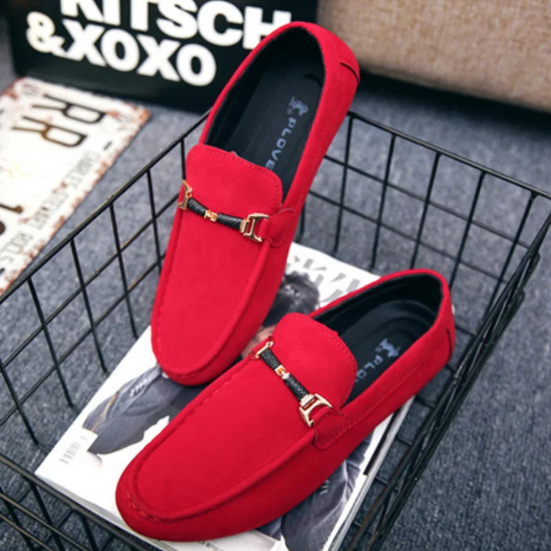 Sapatos casuais masculinos macios e confortáveis mocassins de condução deslizamento em mocassins para homens leves sapatos de caminhada planos sapatos masculinos