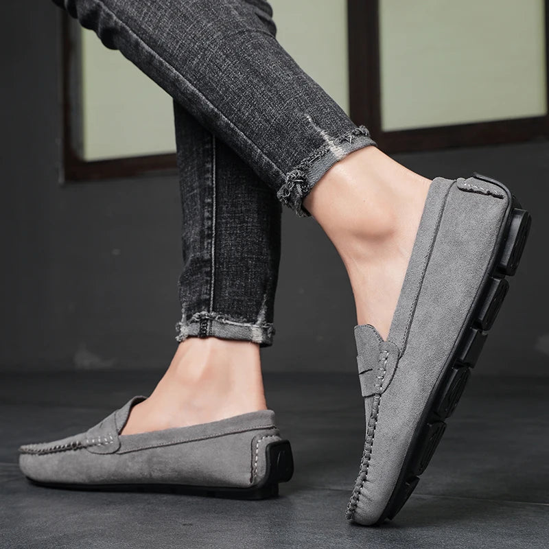 Moda camurça homens sapatos casuais de couro respirável mocassins deslizamento em sapatos de condução masculinos marca de luxo sapatos de barco confortáveis