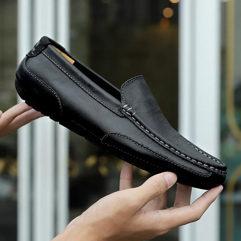 Mocasines respiráveis de couro genuíno mocassins casuais sapatos de couro para homens deslizamento em formal italiano condução plana chaussure homme