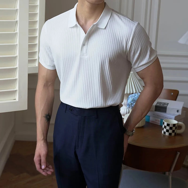 Camisa polo masculina de malha listrada vertical verão novo fino cor sólida respirável gola virada para baixo negócios manga curta polo topos