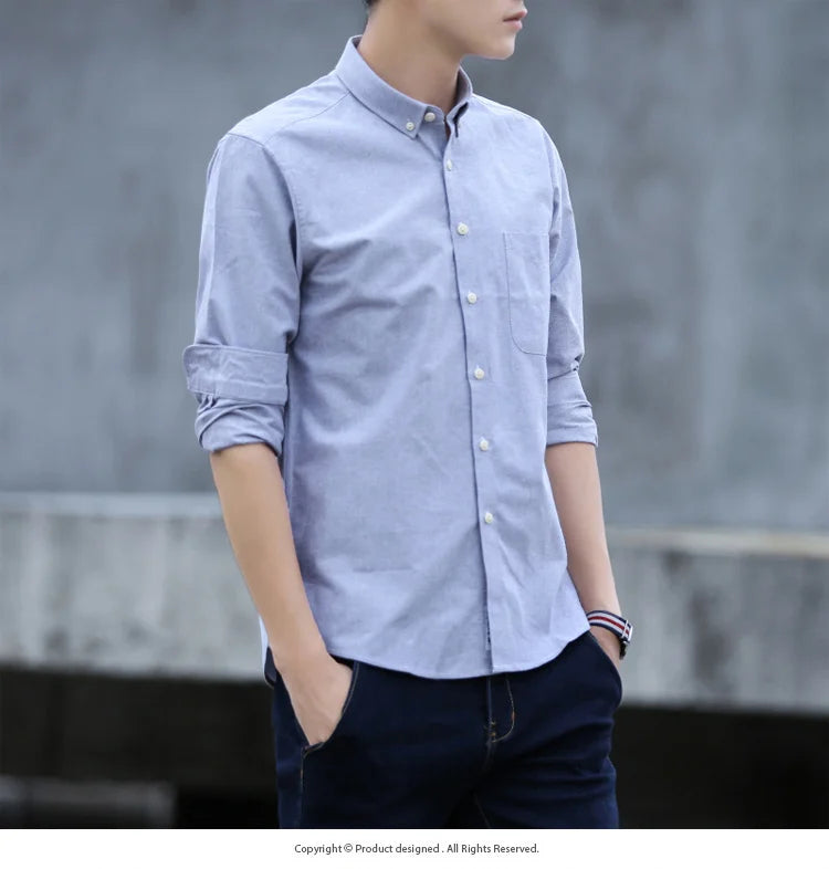 Clássico ajuste algodão completo camisas casuais para homem cor sólida manga longa camisa simples bolso único topo macio fino ajuste roupas formais