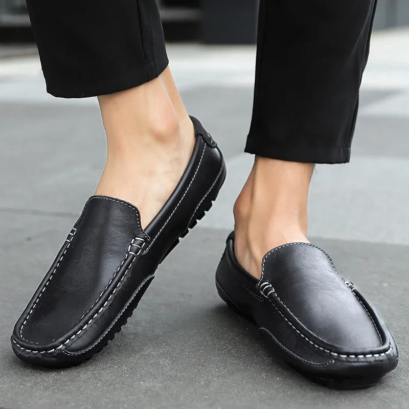 Mocasines respiráveis de couro genuíno mocassins casuais sapatos de couro para homens deslizamento em formal italiano condução plana chaussure homme