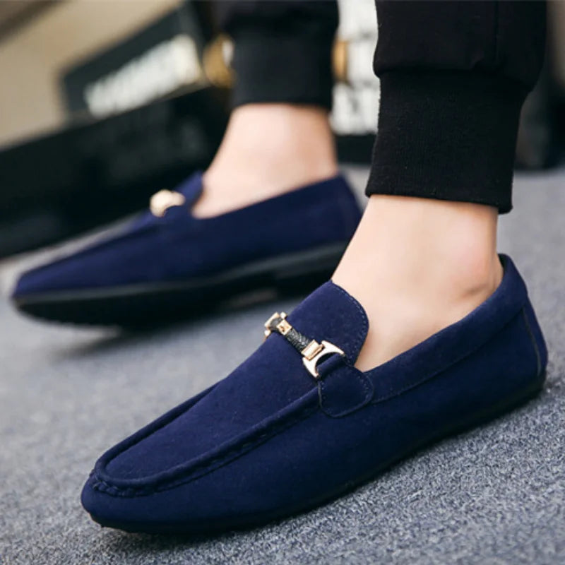 Sapatos casuais masculinos macios e confortáveis mocassins de condução deslizamento em mocassins para homens leves sapatos de caminhada planos sapatos masculinos