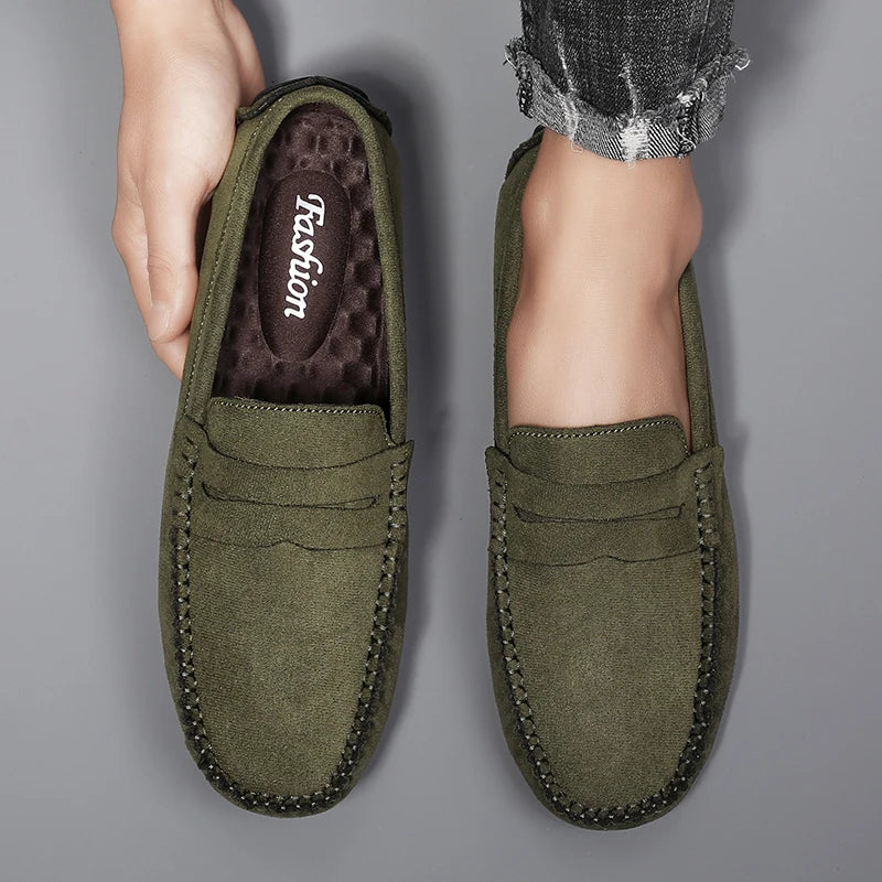 Moda camurça homens sapatos casuais de couro respirável mocassins deslizamento em sapatos de condução masculinos marca de luxo sapatos de barco confortáveis