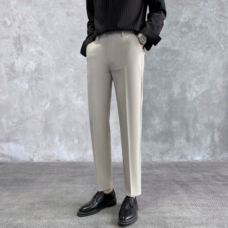 Calças Casuais Brancas Finas para Homens Verão 2025 Novas Calças de Negócios em Nove Peças com Botões Laterais Estilo Slim co...
