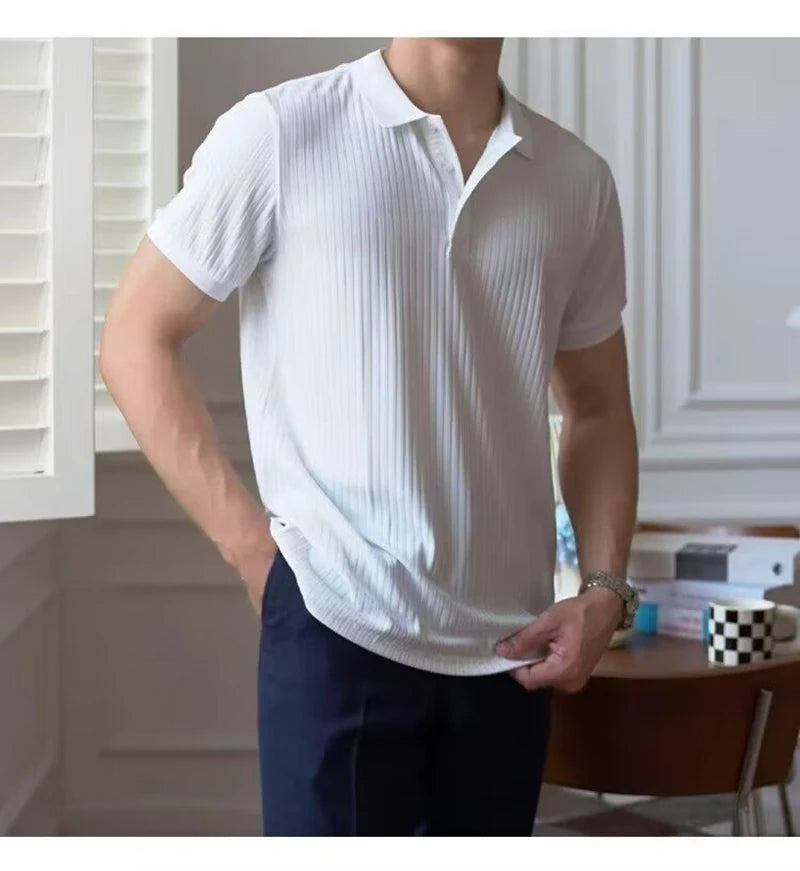 Camisa polo masculina de malha listrada vertical verão novo fino cor sólida respirável gola virada para baixo negócios manga curta polo topos