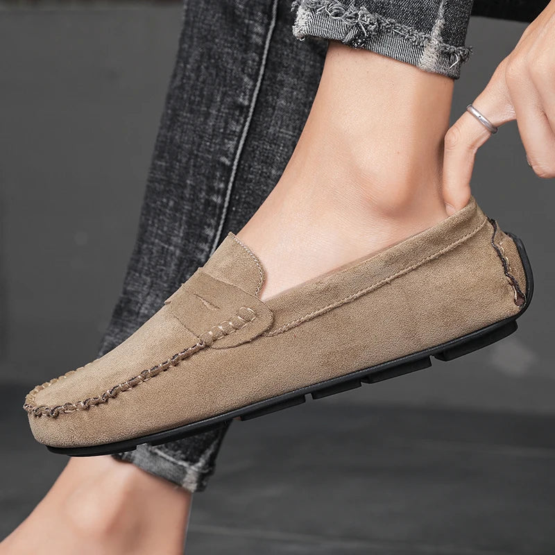 Moda camurça homens sapatos casuais de couro respirável mocassins deslizamento em sapatos de condução masculinos marca de luxo sapatos de barco confortáveis