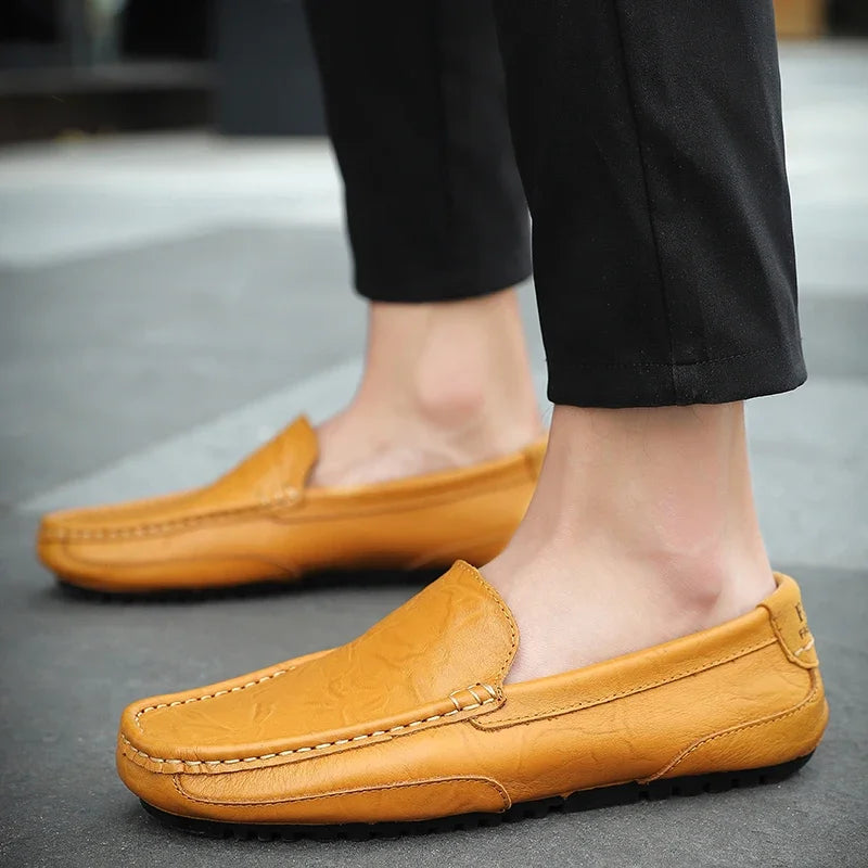 Mocasines respiráveis de couro genuíno mocassins casuais sapatos de couro para homens deslizamento em formal italiano condução plana chaussure homme