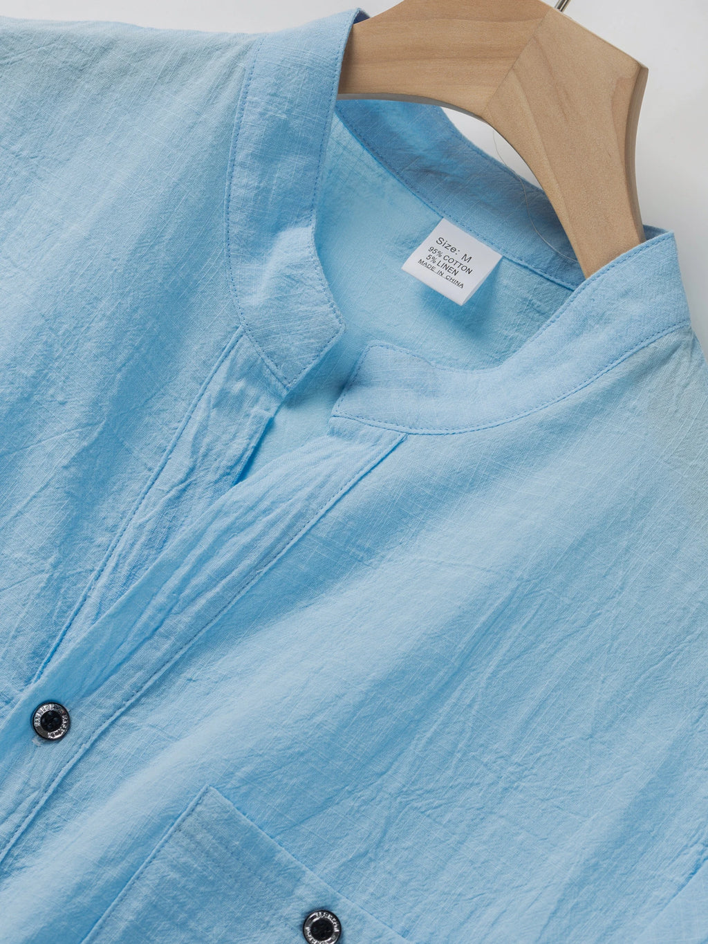 Camisa masculina de manga curta de linho de algodão com gola alta e carcela de meio botão – roupa casual de lazer ao ar livre para primavera e verão