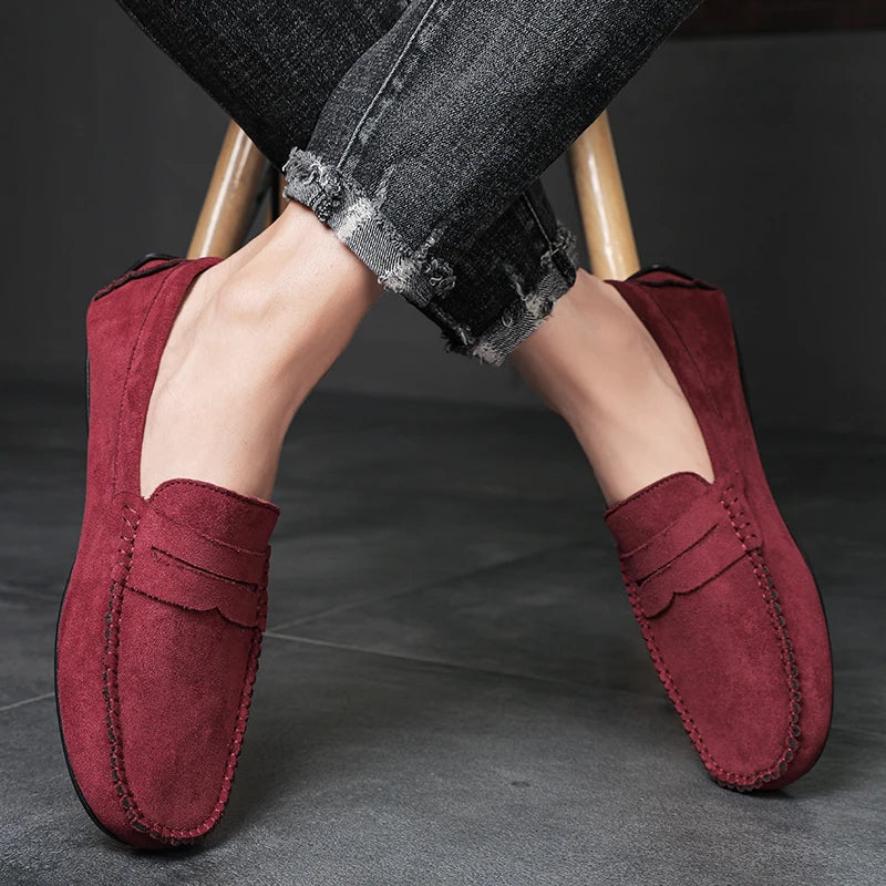 Moda camurça homens sapatos casuais de couro respirável mocassins deslizamento em sapatos de condução masculinos marca de luxo sapatos de barco confortáveis