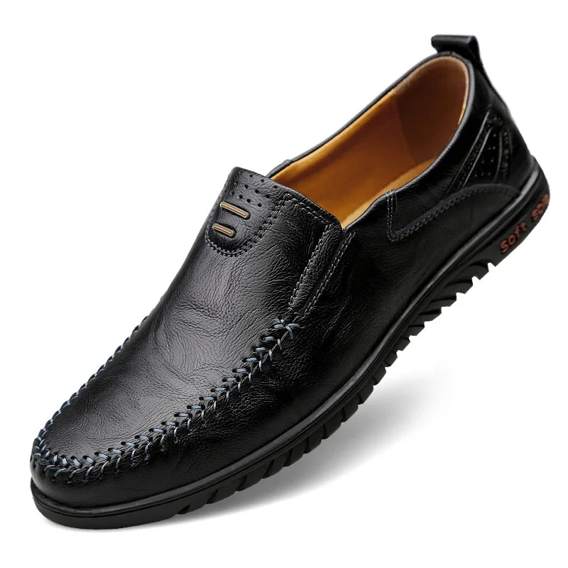 CLOHOO Mocassins masculinos confortáveis de sola macia, versáteis, casuais, sapatos formais de couro