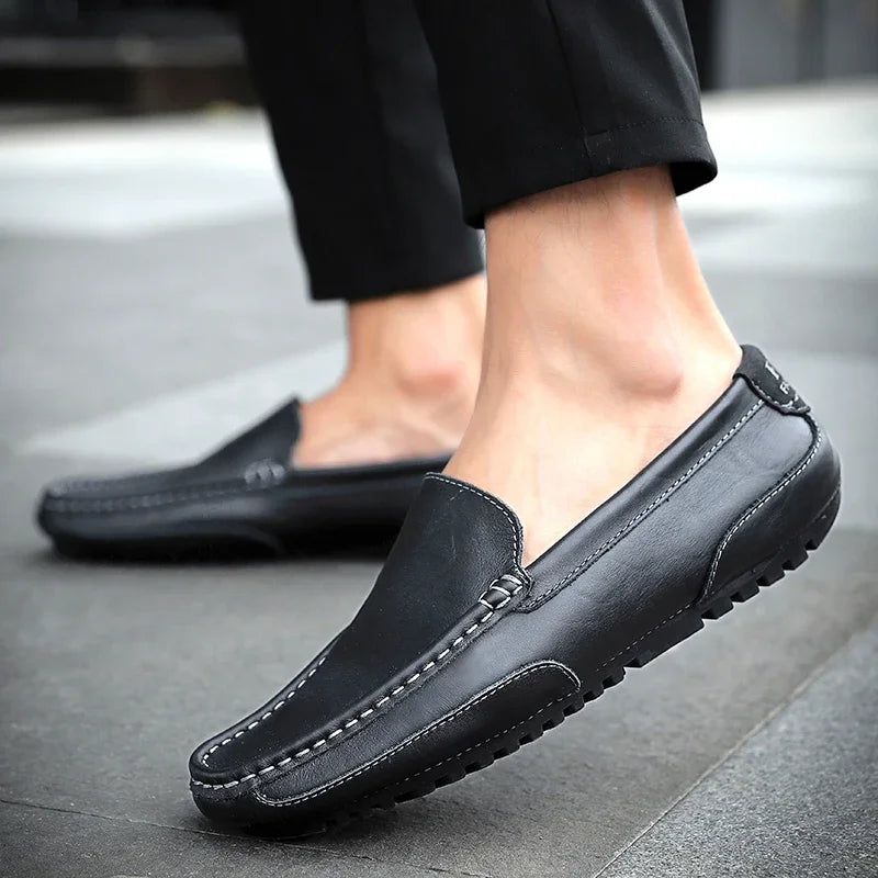Mocasines respiráveis de couro genuíno mocassins casuais sapatos de couro para homens deslizamento em formal italiano condução plana chaussure homme