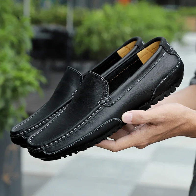 Mocasines respiráveis de couro genuíno mocassins casuais sapatos de couro para homens deslizamento em formal italiano condução plana chaussure homme