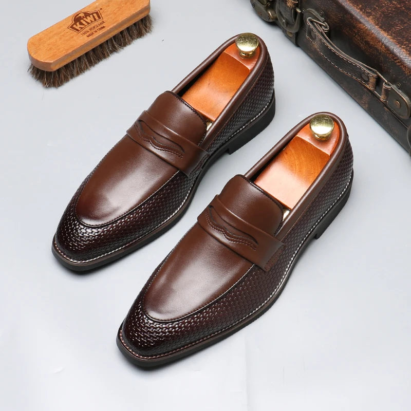 Sapatos de negócios casuais masculinos clássico estilo britânico mocassins mocassins moda festa casamento apartamentos para homem