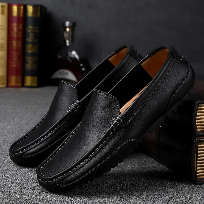 Mocasines respiráveis de couro genuíno mocassins casuais sapatos de couro para homens deslizamento em formal italiano condução plana chaussure homme
