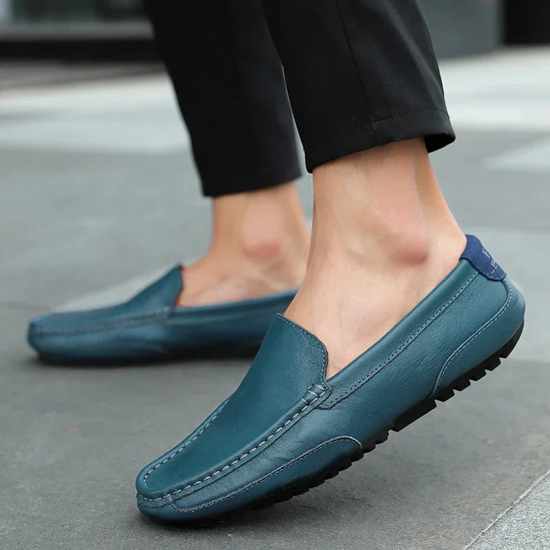 Mocasines respiráveis de couro genuíno mocassins casuais sapatos de couro para homens deslizamento em formal italiano condução plana chaussure homme
