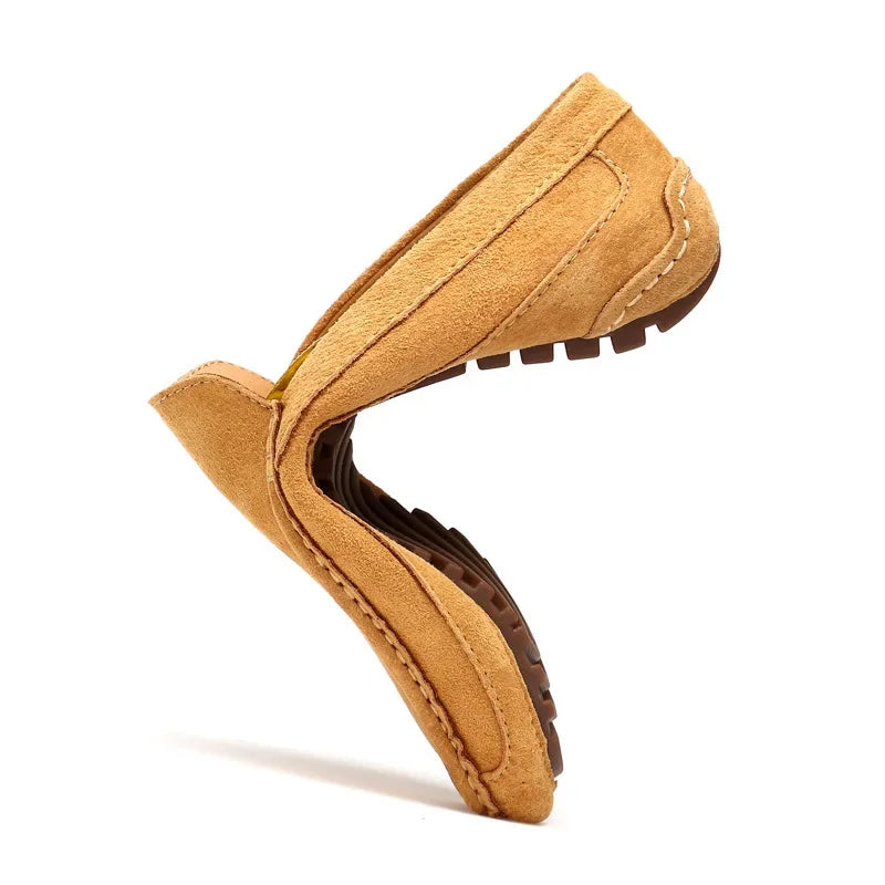 Mocassins masculinos de couro de camurça de luxo 2024 sapatos casuais para homens sapatos de barco feitos à mão sapatos de condução slipon mocassins masculinos zapatos